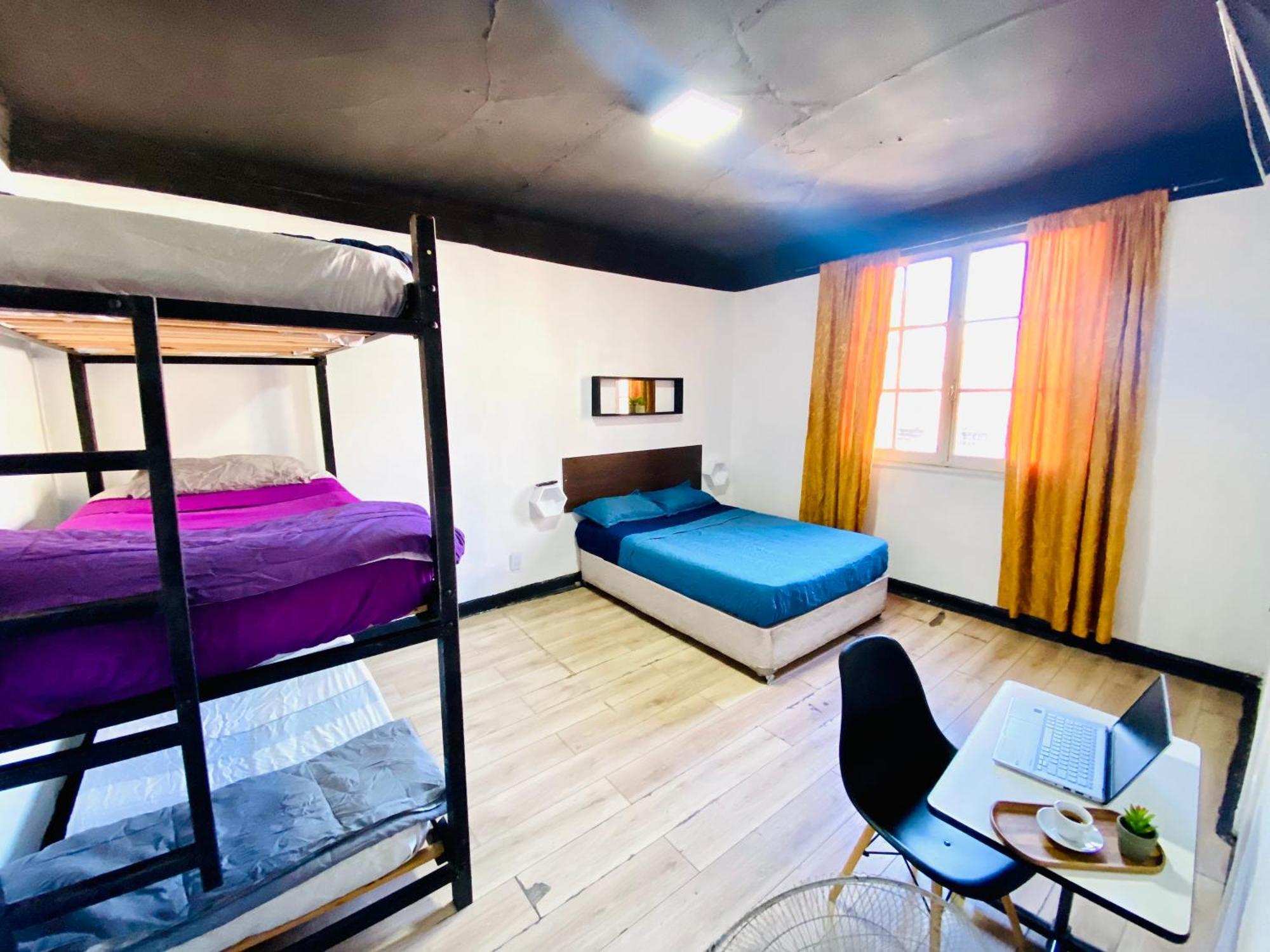 Urbano Hostel サンティアゴ エクステリア 写真